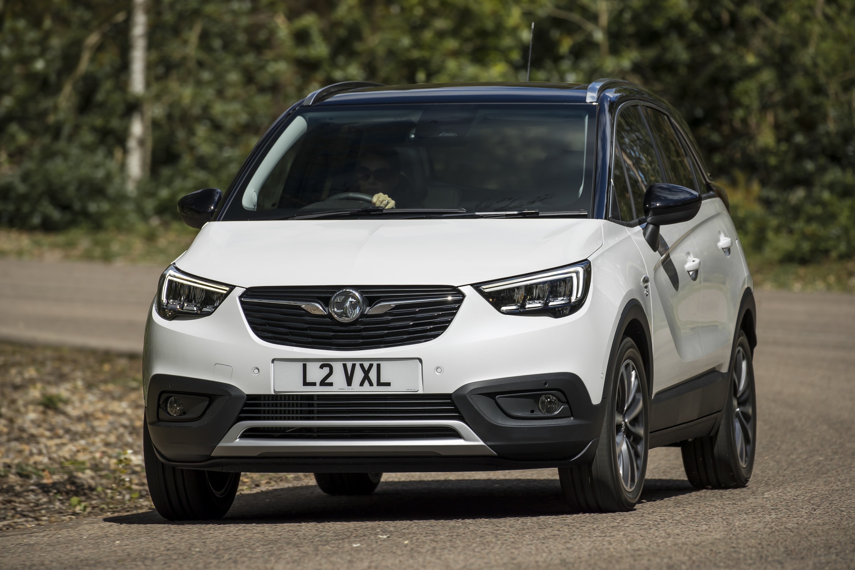 Front view of vauxhall crossland x